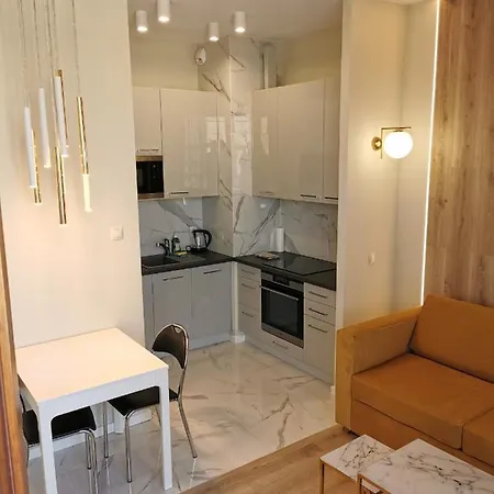 Zajezdnia Wrzeszcz Apartamento *