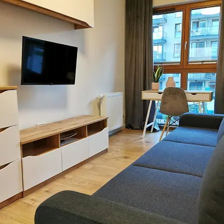 Zajezdnia Wrzeszcz Apartamento *